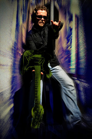 Мы кричали что мы рок-н-ролл ь щики!