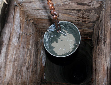 Колодец. посвящается детям войны