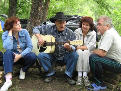 Гимн бардовской песне