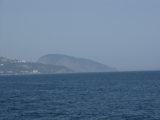 Привет, задумчивый Гурзуф!