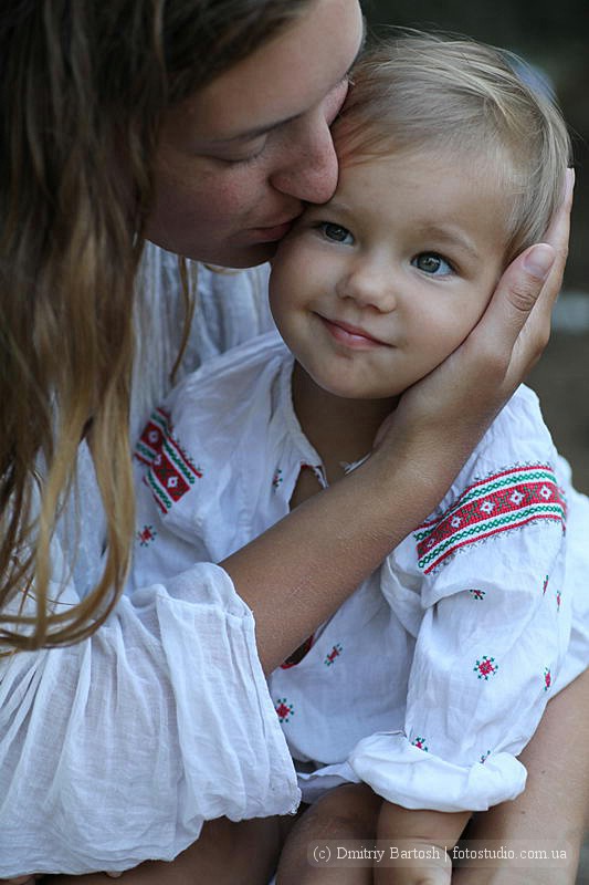 Песня Белые одежды