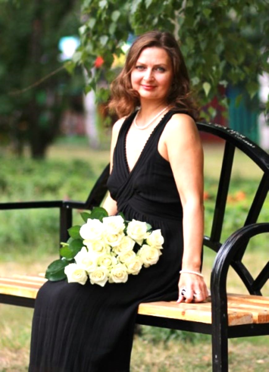 Оленьке Никифоровой!