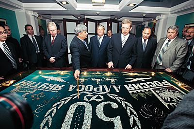 олонхо Драгоценные алмазные панно Якуталмаза