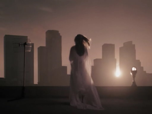 Ты любила гулять по крышам...