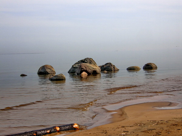 И все то, чего нет - все бессмысленно