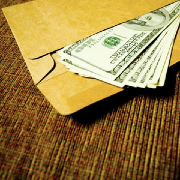 Взяточникам