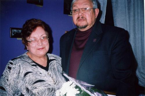 Вселять живую душу