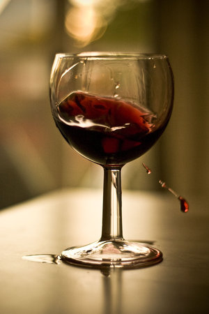 Она не умеет его забывать