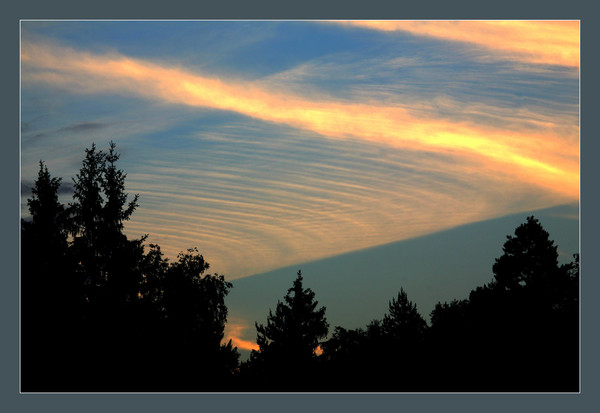 Разжигая пламя веером...