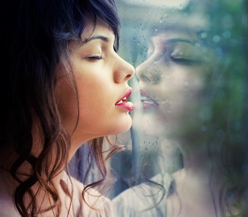 Две женщины