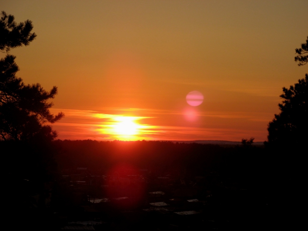 Разрешается бременем время...