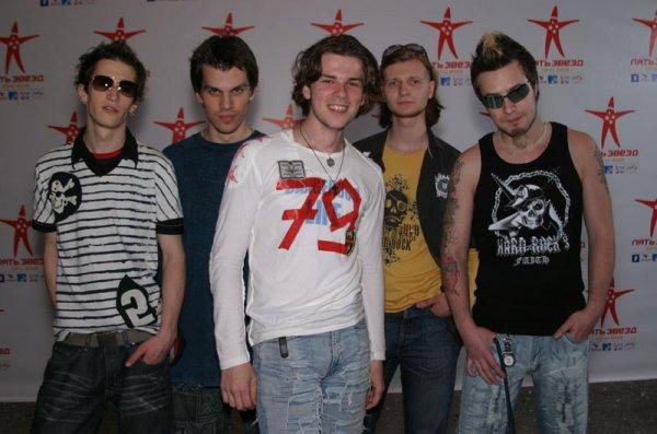 Fps группа. F x группа солли. F(x) группа. F(x) группа 2021. группа f f s.