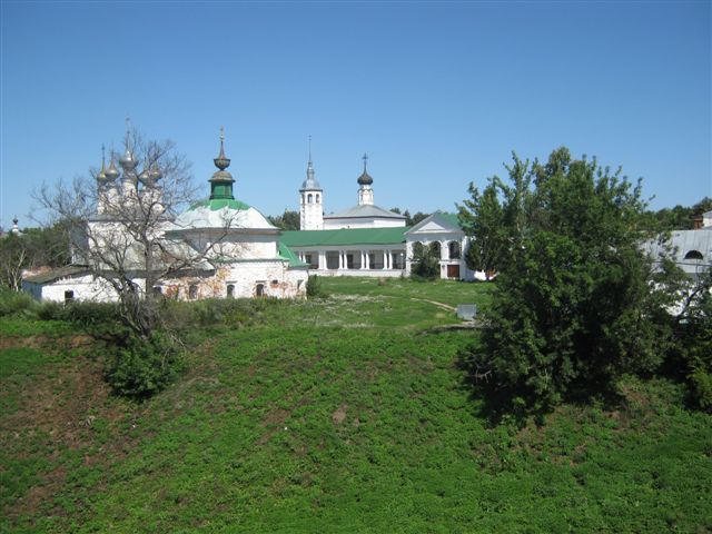 Храм в Суздали