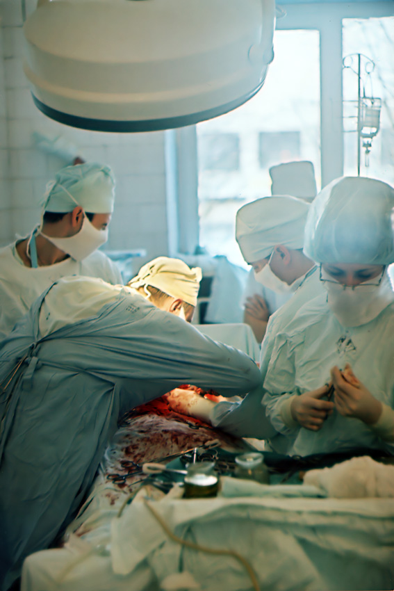 Сам себе, черный юмор