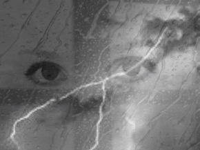 Снова дождь... Гроза...