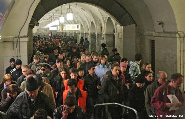 В повседневной толчее...