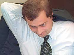 Вот и нашёлся - кукловод!