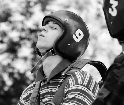 Прыжок затяжной, сквозь мгновения ночи