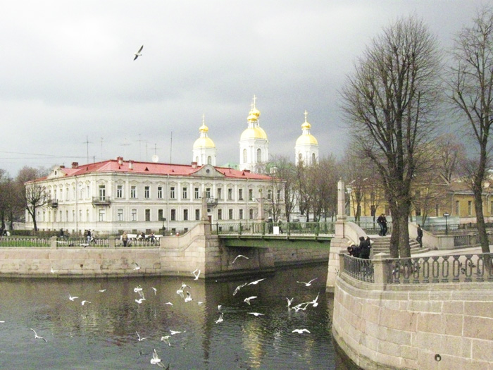 Я шел по пыльной мостовой...