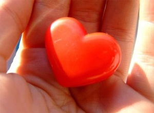 Ты искра счастья среди жизненных мгновений...