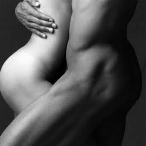 Объятья наши... два в ночи креста...