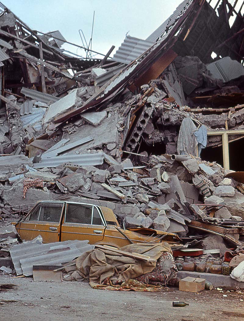 Землетрясения 7. Спитак землетрясение 1988. Землетрясение в Армении в 1988. Спитак 1988 год землетрясение. Ленинакан землетрясение 1988.
