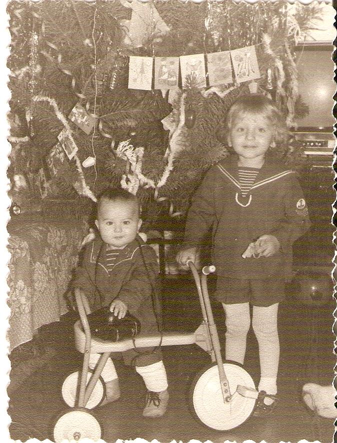 Почему Дед Мороз бороду оторвал? детский юмор