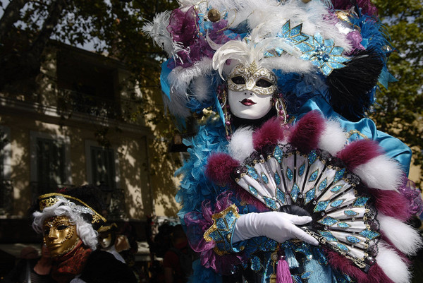 Сон красивый маскарад