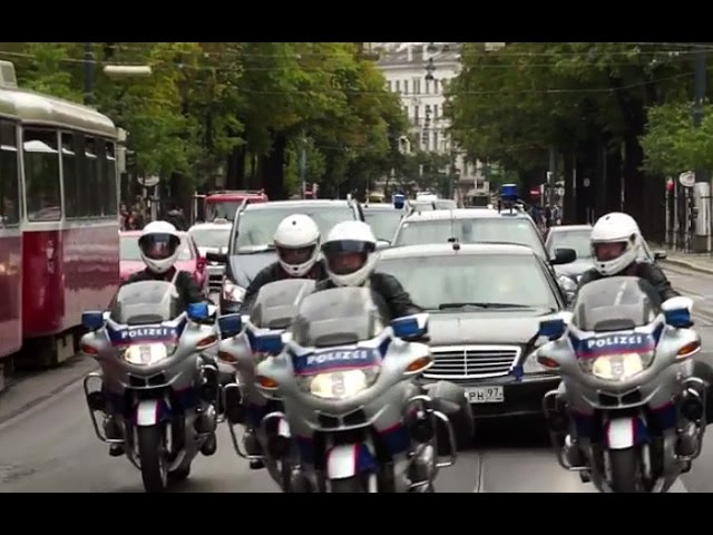 По городу прошел слушок