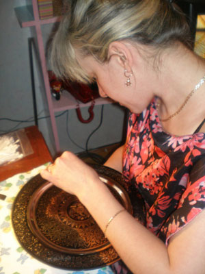 Оленька - бедняжка...