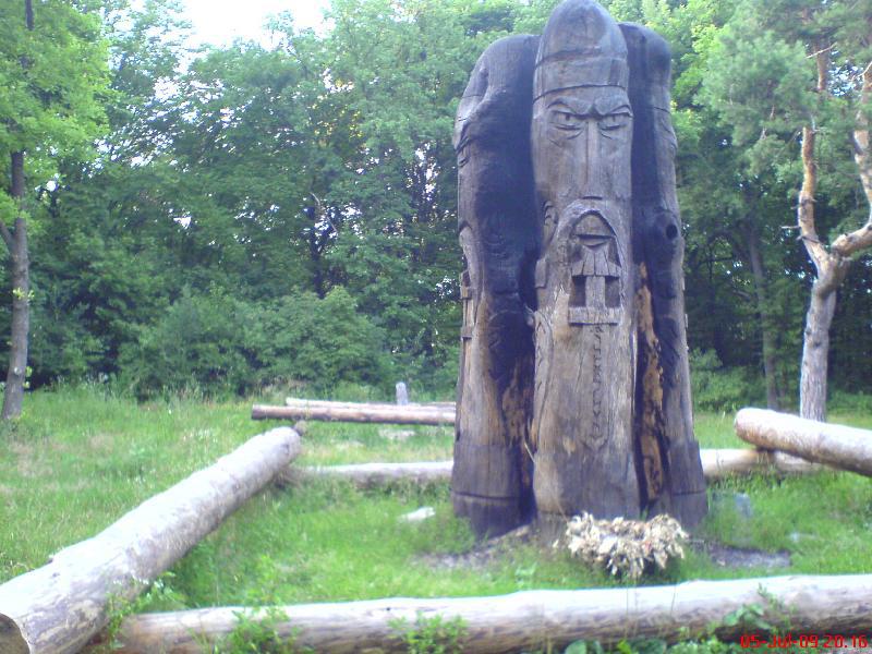 Песнь o мертвых Богах