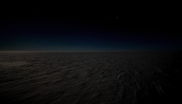 День смотрит