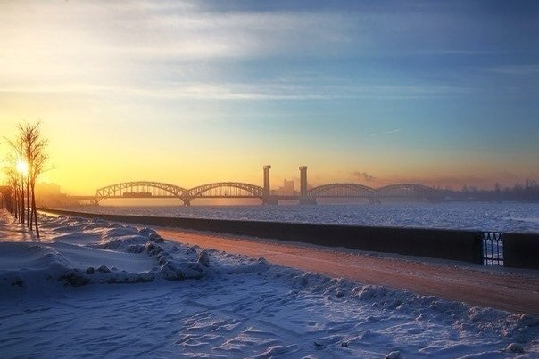 Прохожу вдоль Лебяжьей канавки любимой... (Василиса Ледум) / Стихи.ру