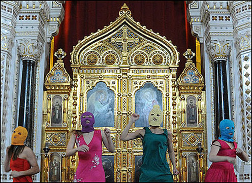 Панк-шабаш Pussy Riot