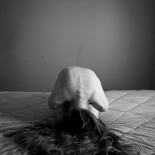 Сквозь черные очки