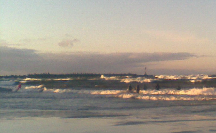 Балтийское море шумело, стонало, и пело