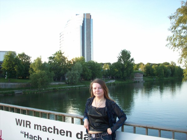 Анекдот дня и правда жизни Осторож На сцене жиголо