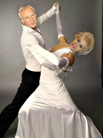 У танцплощадки в горсаду