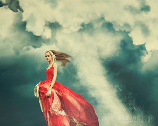 Я вростаю в эти камни