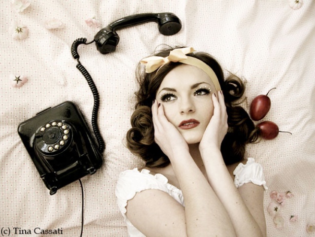 В. Ч. Ты не звонил и телефон молчал...