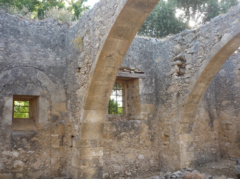 На о. Крит. Монастырь