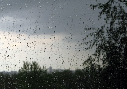 Плачет дождь...