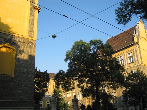 Босиком по улице