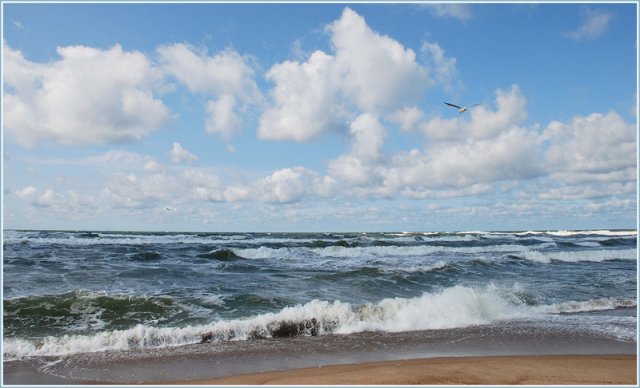 волнуется море