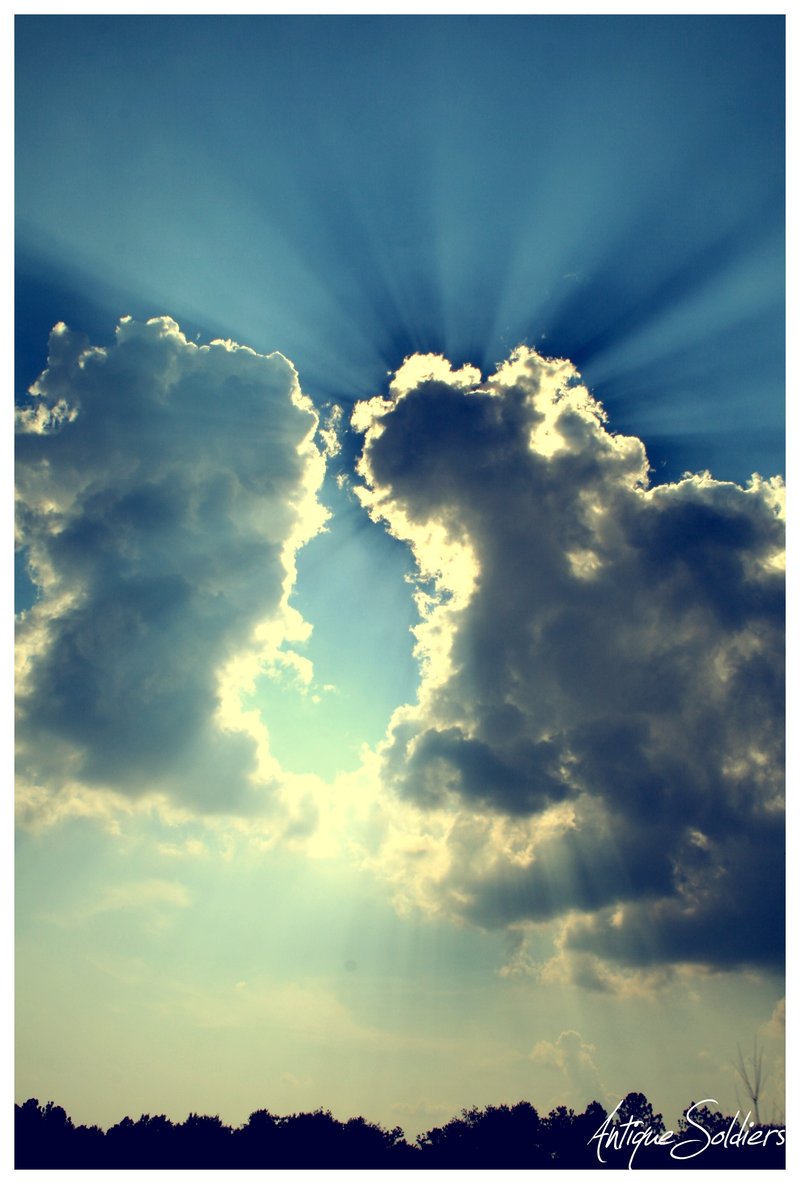 Любовь небесная ком. Облака. Любовь в облаках. Двойные облака. Небесная любовь.