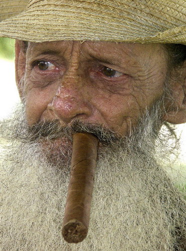 Кто-то просто в хорошее верит