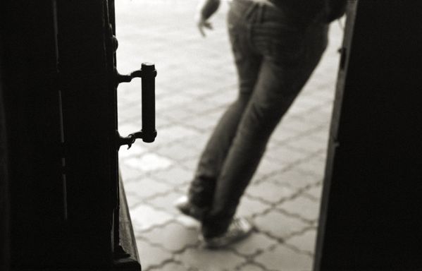 Я хлопнул дверью...