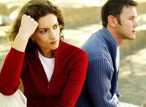 Мы себе придумали любовь...