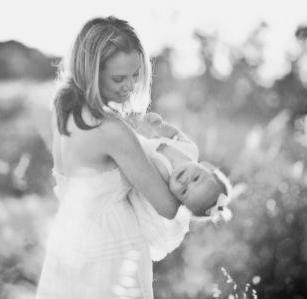 мама молодая