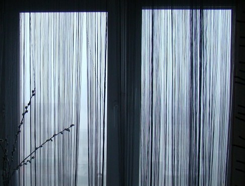 Ночь догорала огарком свечи...